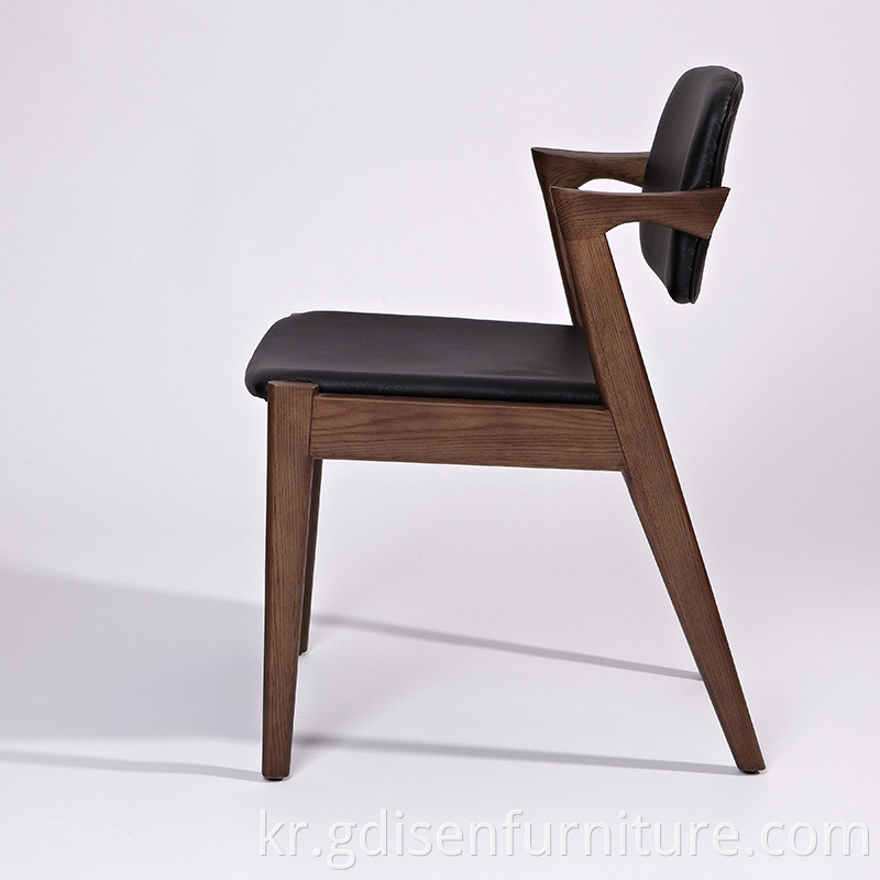  Kai Kristiansen Dining Chair